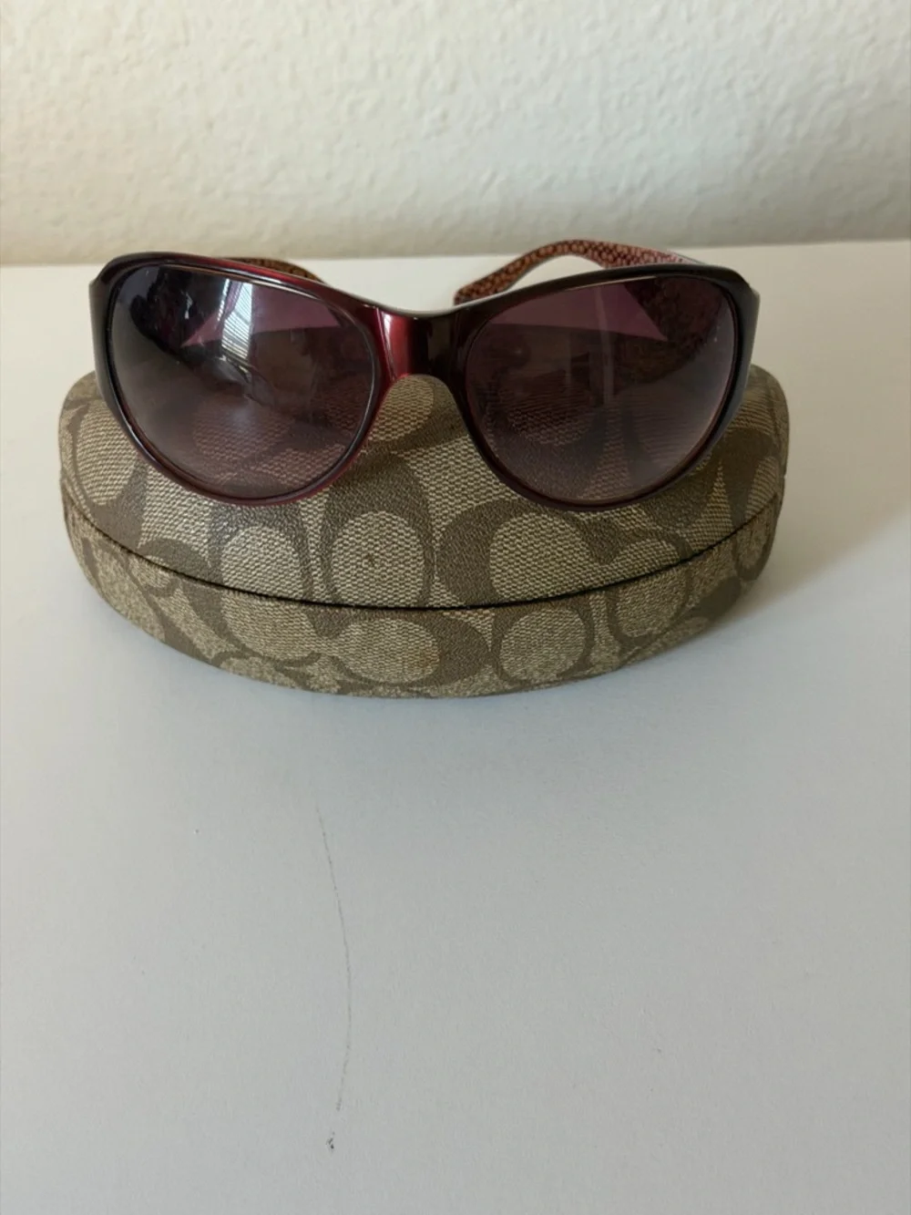 Coach Tracy S463 Women's Sunglasses in Burgundy Frame with original case